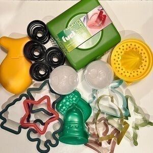 Kitchen Accessories: Cookie Cutters, Egg Holders/Cookers, Sandwich Container, …